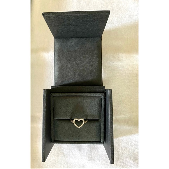 David Yurman Open Heart Diamond and Sterling Silver Ring - Picture 3 of 4